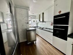 Blk 535 Serangoon North Avenue 4 (Serangoon), HDB Executive #568126241